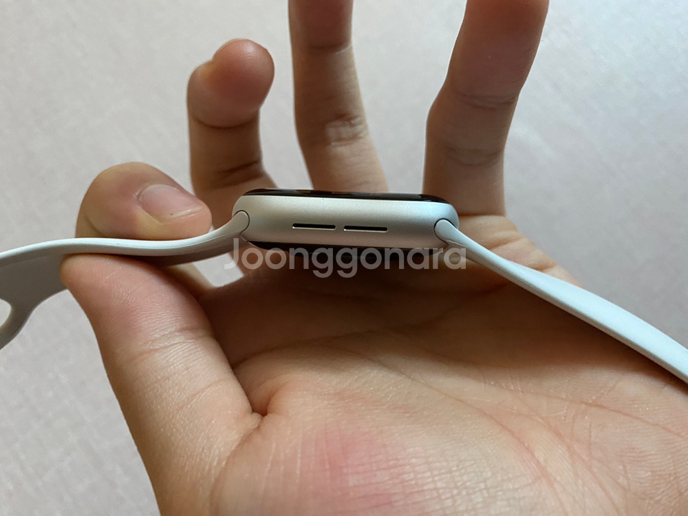 애플워치 se 40 실버 gps모델 팝니다--4