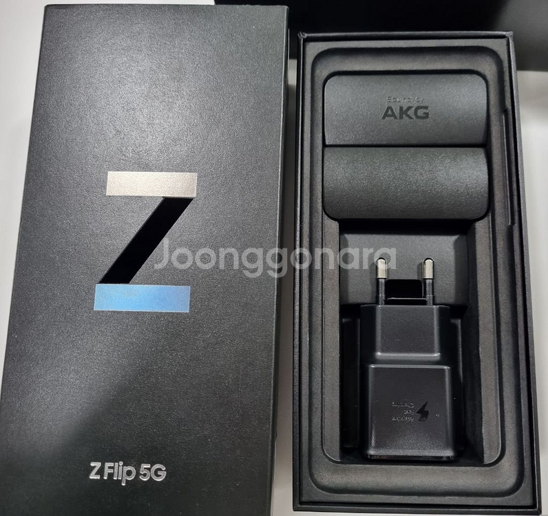 갤럭시z플립2 256기가 자급제 블랙 *풀박스+미사용--1