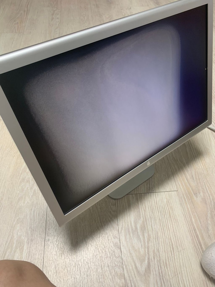 애플 시네마 디스플레이 20인치 부품용--1