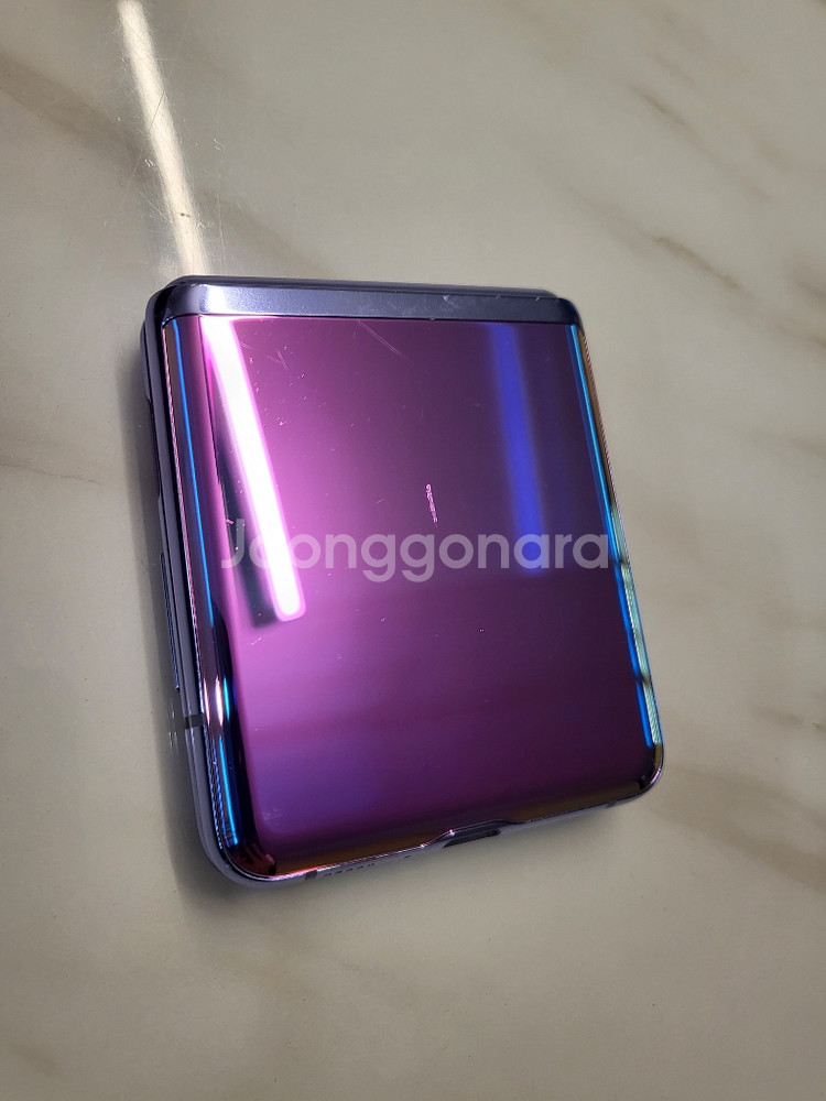 z플립 256기가 퍼플 팝니다--6