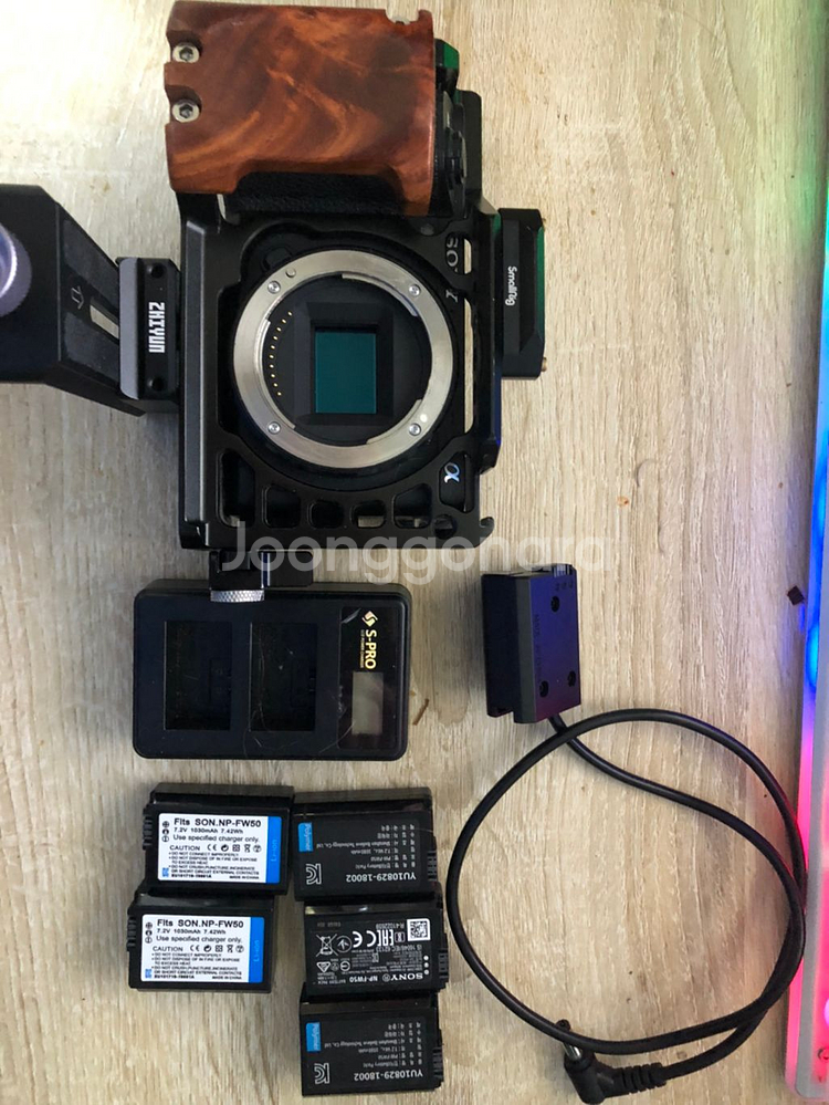 소니 A6500 바디 + 스몰리그 케이지 + 더미배터리--0