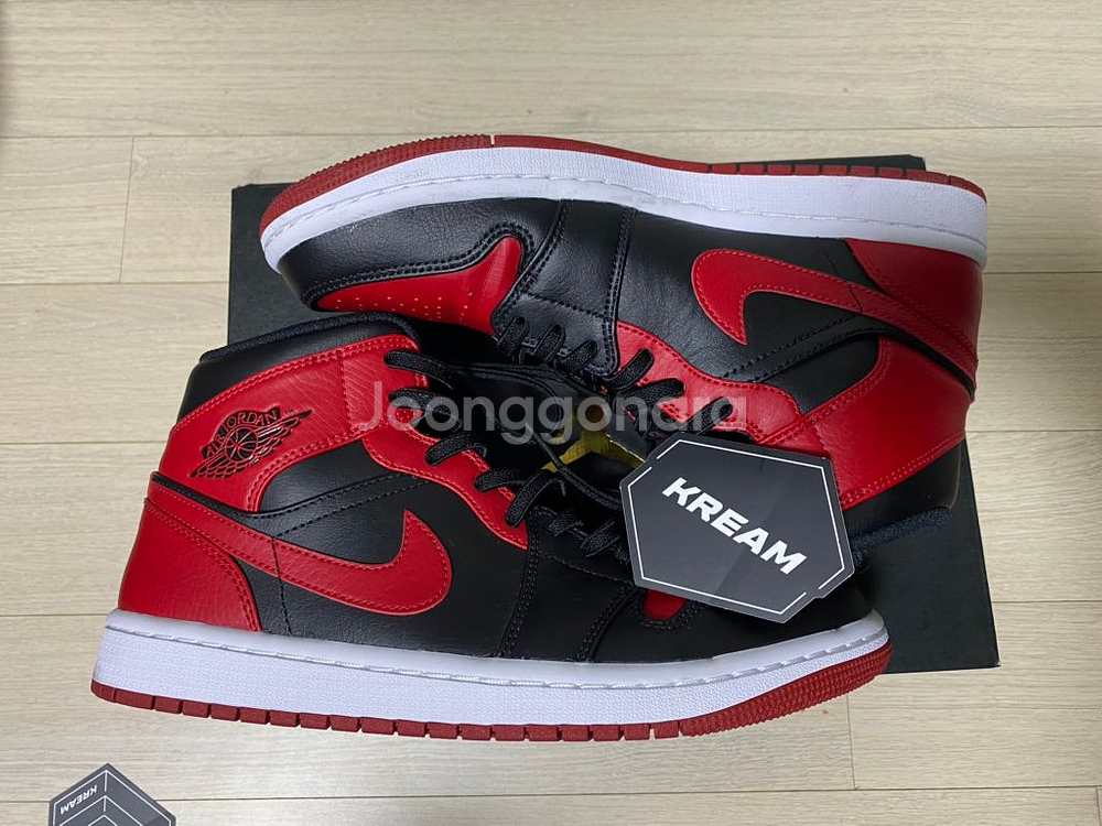 조던1 미드 브레드 255--0