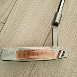 스카티 카메론 퍼터 새제품팝니다