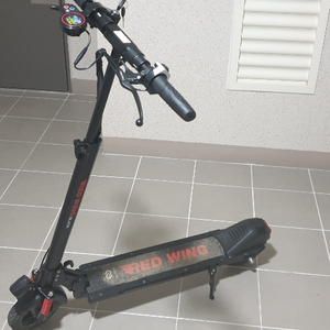 AU테크 전기킥보드 레드윙 36V 12.5A 모델 판매