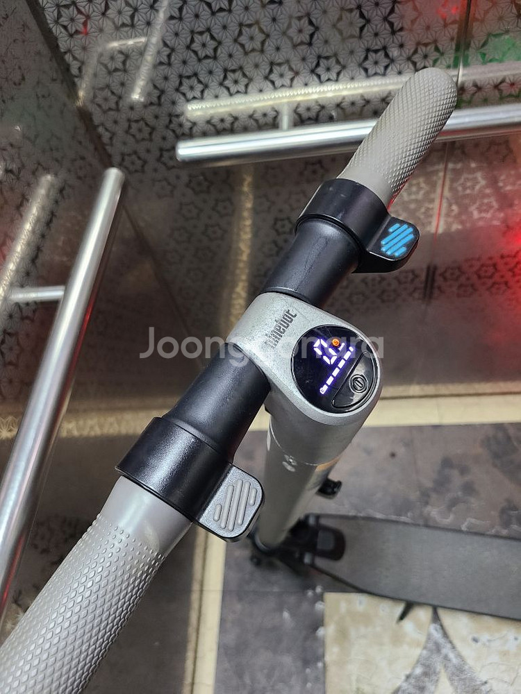 나인봇 es2 팝니다.--3