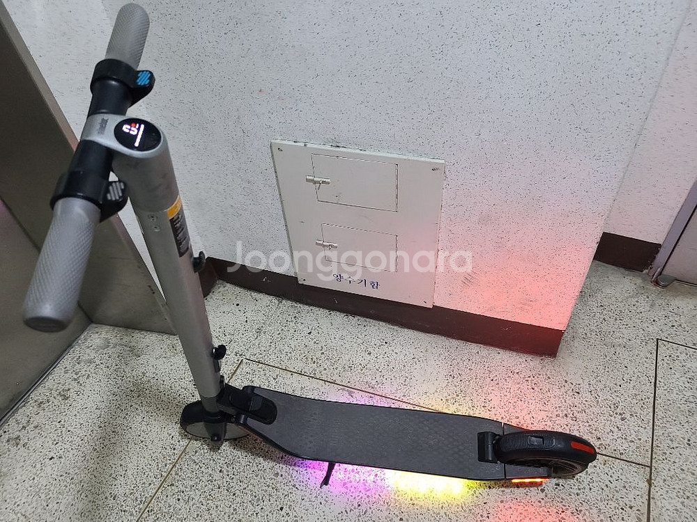 나인봇 es2 팝니다.--2