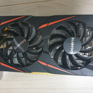 기가바이트 rx460 그래픽카드 팝니다.