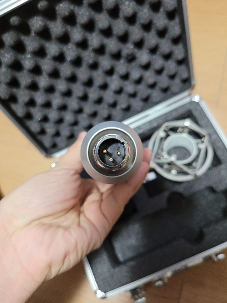 MeCally SU 87Ai 콘덴서 마이크 팝니다 이미지