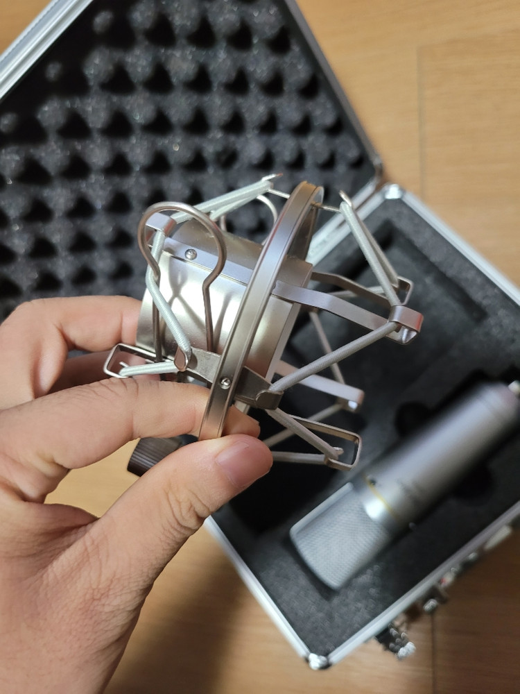 MeCally SU 87Ai 콘덴서 마이크 팝니다 이미지