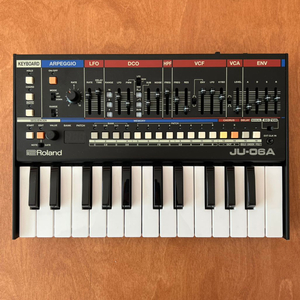 Roland boutique JU-06A + K-25m