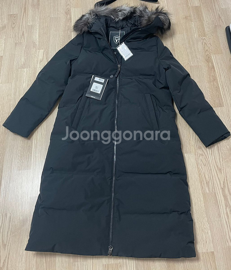 새상품 (정가 208만원) 노비스 패딩 젬--0