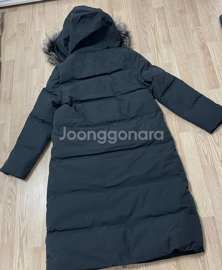 새상품 (정가 208만원) 노비스 패딩 젬--4