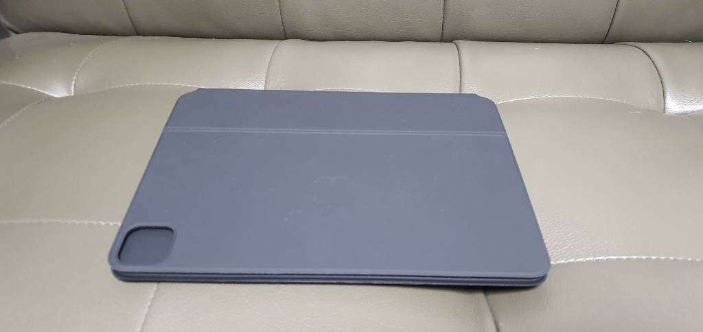 정품 아이패드 프로3세대/아이패드 에어 4세대 매직키보--1