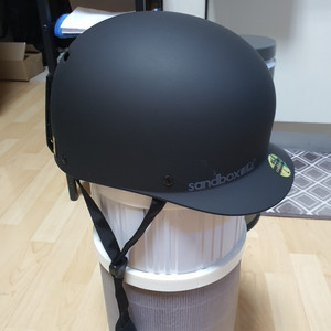 보드 헬멧 샌드박스 클래식 아펙스2.0 (미사용)