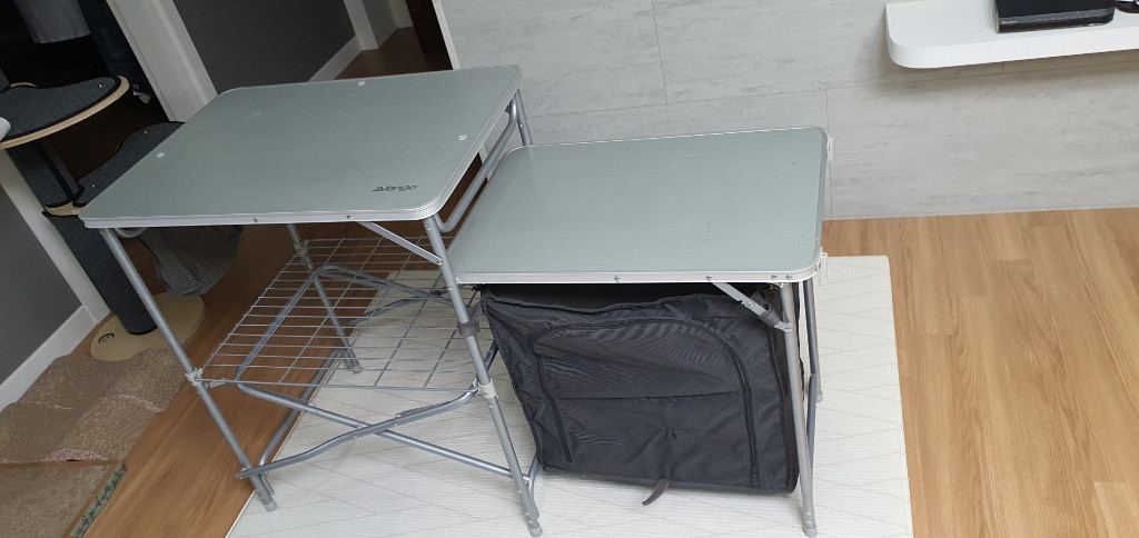 반고 캠핑 멀티 테이블 비스트로(실버)입니다--1