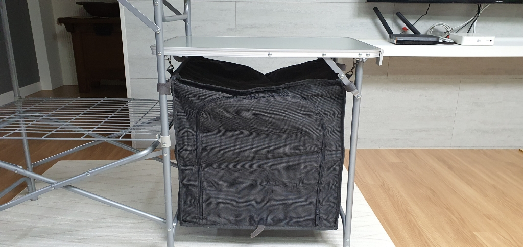 반고 캠핑 멀티 테이블 비스트로(실버)입니다--3