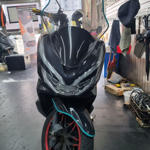 pcx125 20년식 미니큐브 팝니다