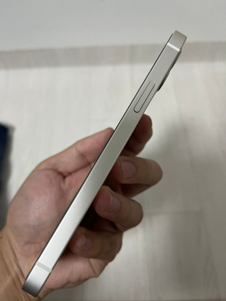 SKT아이폰12 64GB 풀박스--2