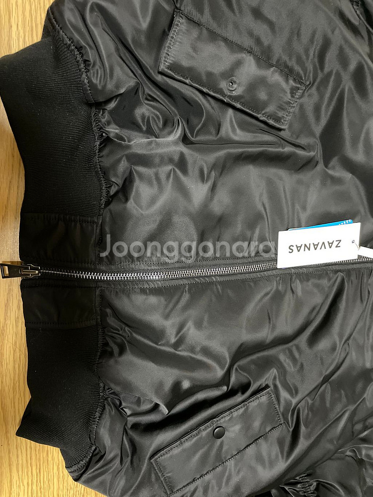 자바나스ma1 블랙 l사이즈 단추불량품--1