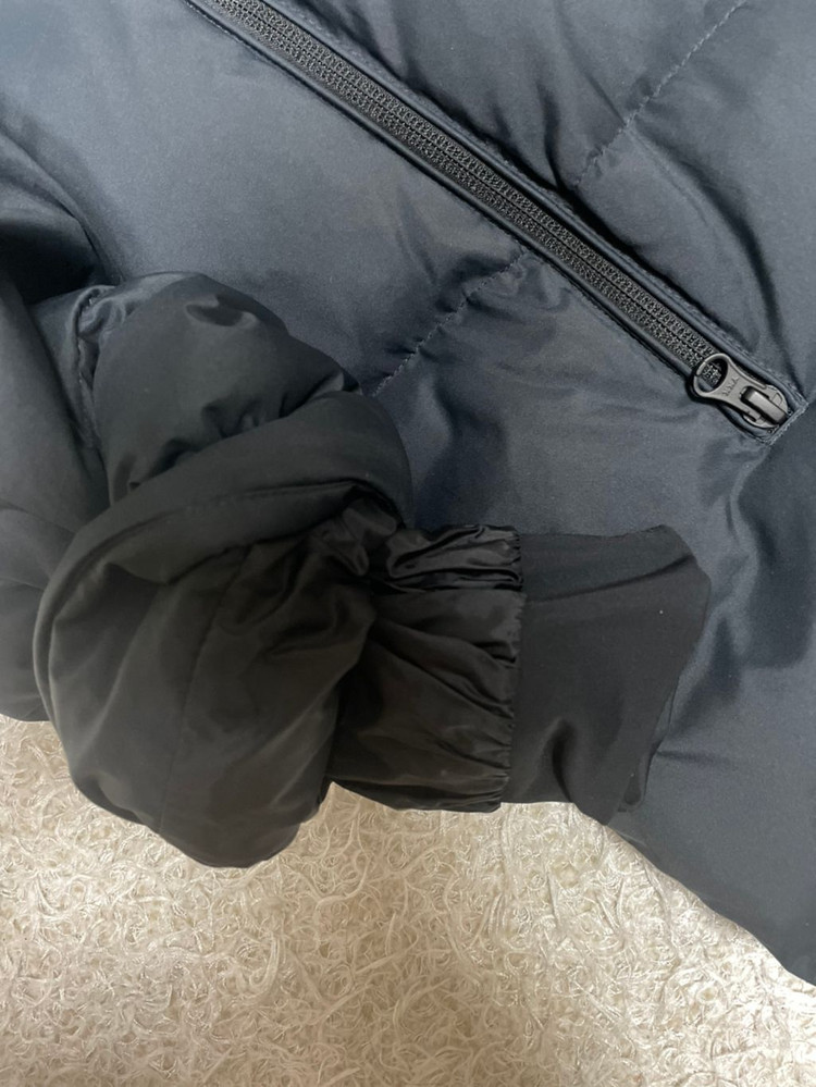 데상트 롱패딩--2