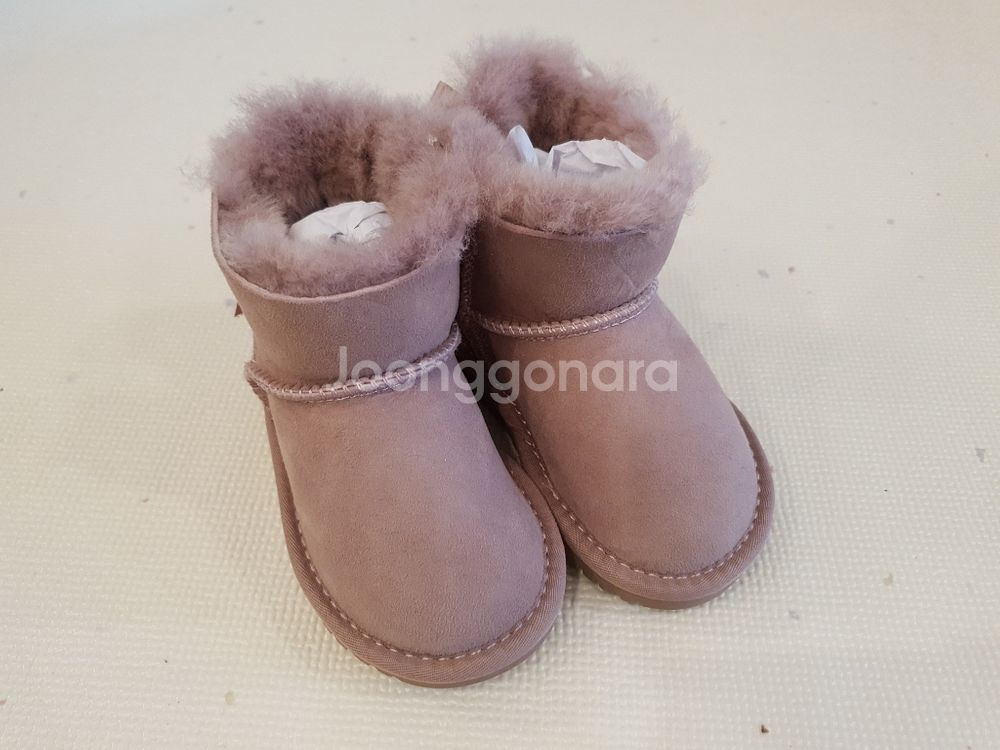(새상품) UGG 원리본 로지브라운 5/6 145cm--2