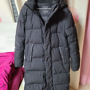지오다노 롱패딩 M사이즈 팝니다.