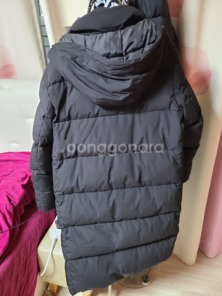 지오다노 롱패딩 M사이즈 팝니다.--2