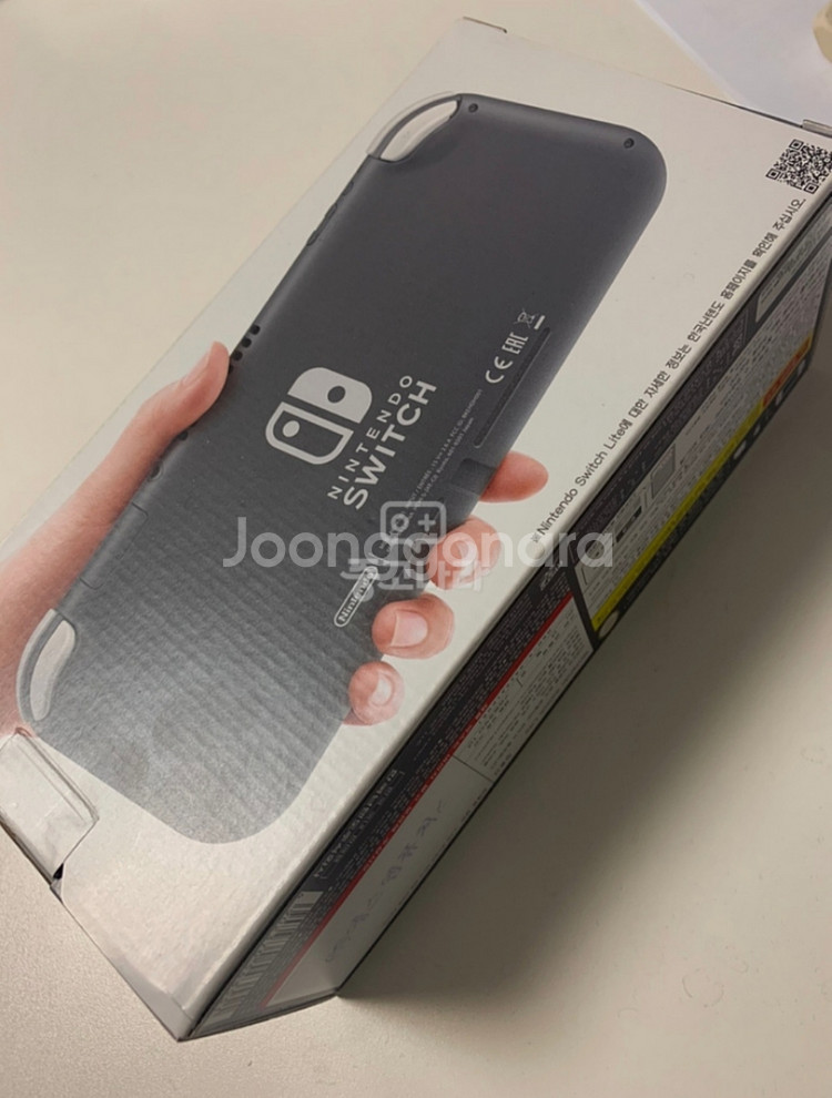 닌텐도 스위치라이트 + 포켓몬실드+DLC익스펜션 팝니다--2