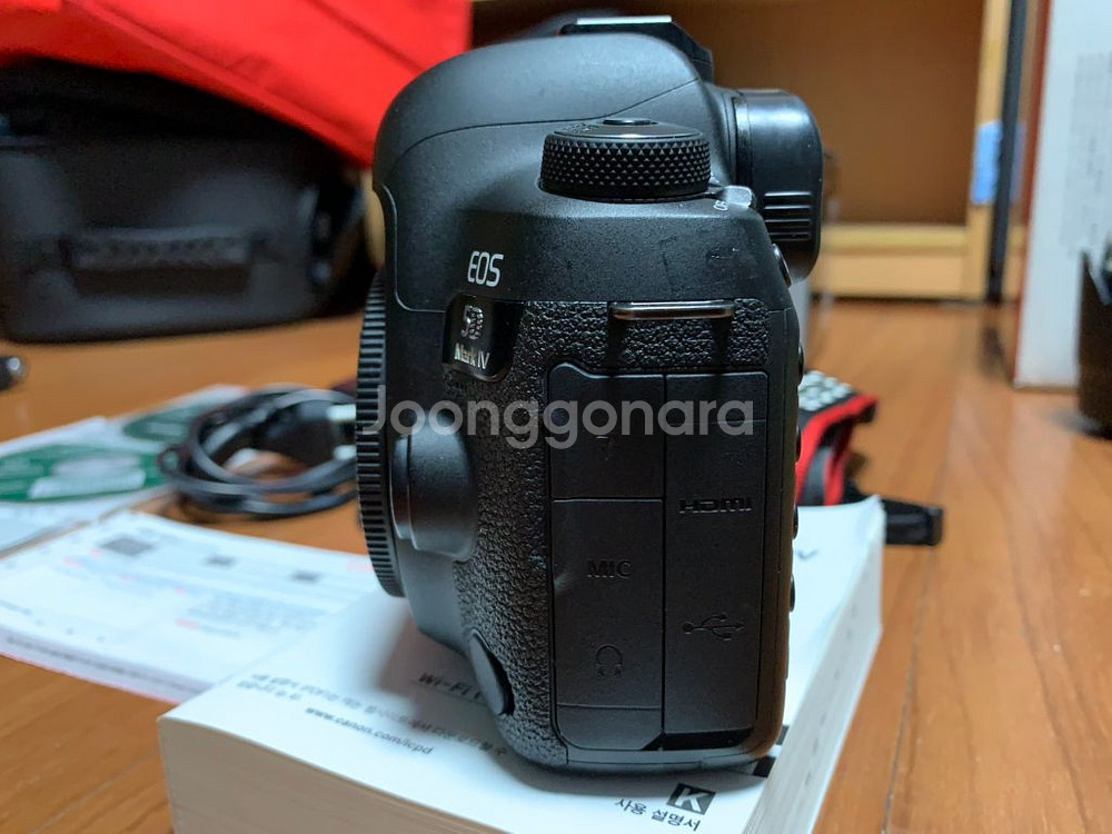 캐논5d mark4 바디 210만원팔아요.--1