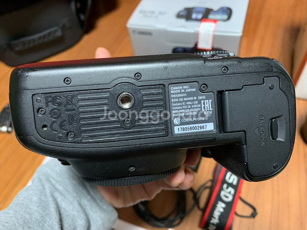 캐논5d mark4 바디 210만원팔아요.--6