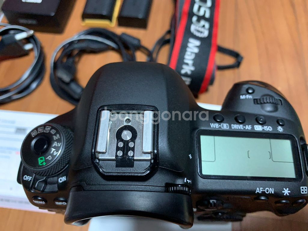 캐논5d mark4 바디 210만원팔아요.--2