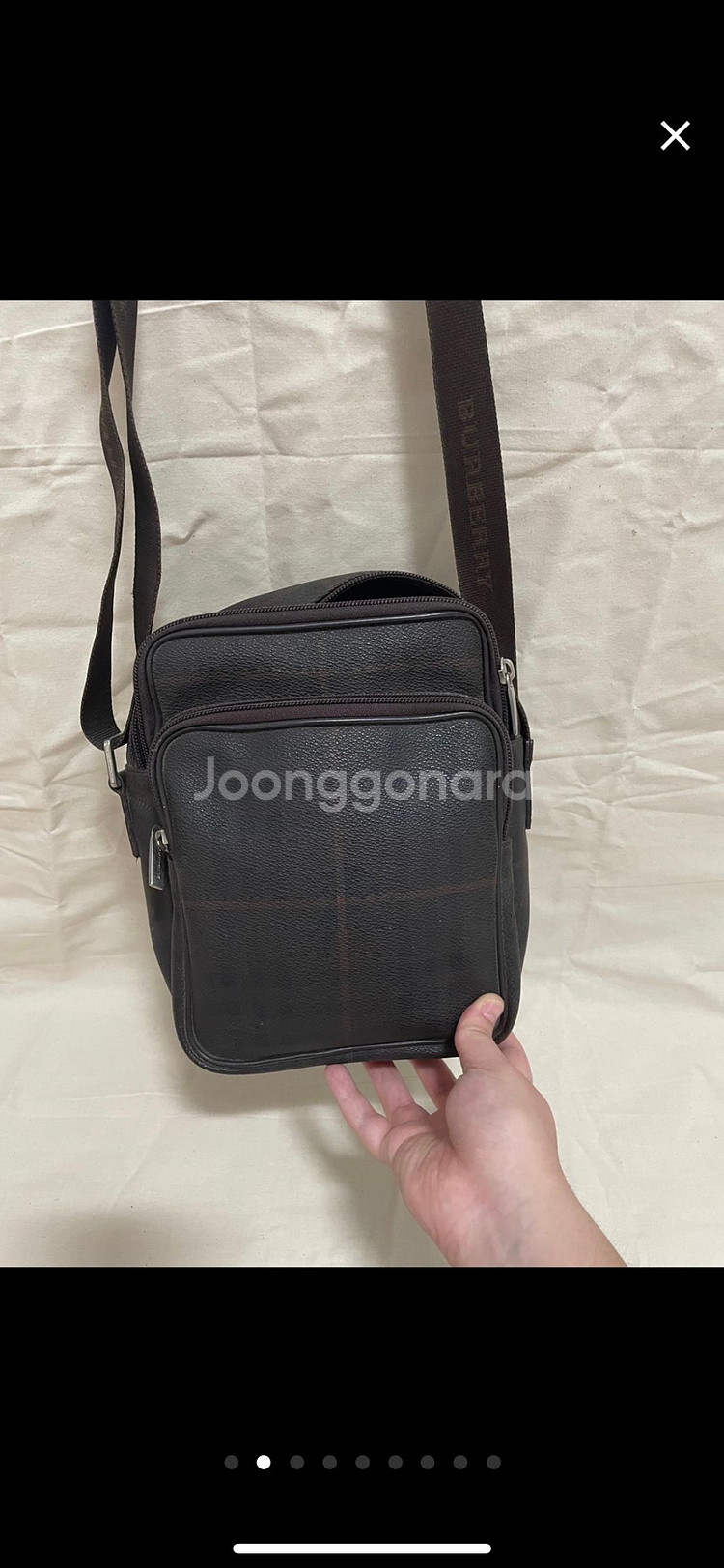 버버리 크로스백--1