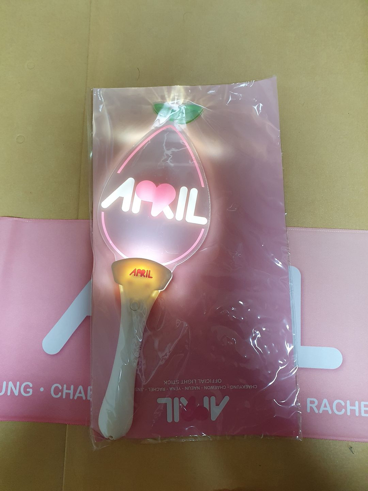 에이프릴 슬로건,응원봉,시간차앨범, 포카판매--1