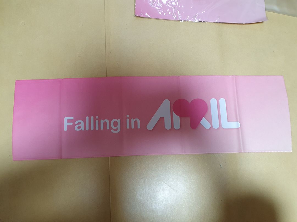 에이프릴 슬로건,응원봉,시간차앨범, 포카판매--4