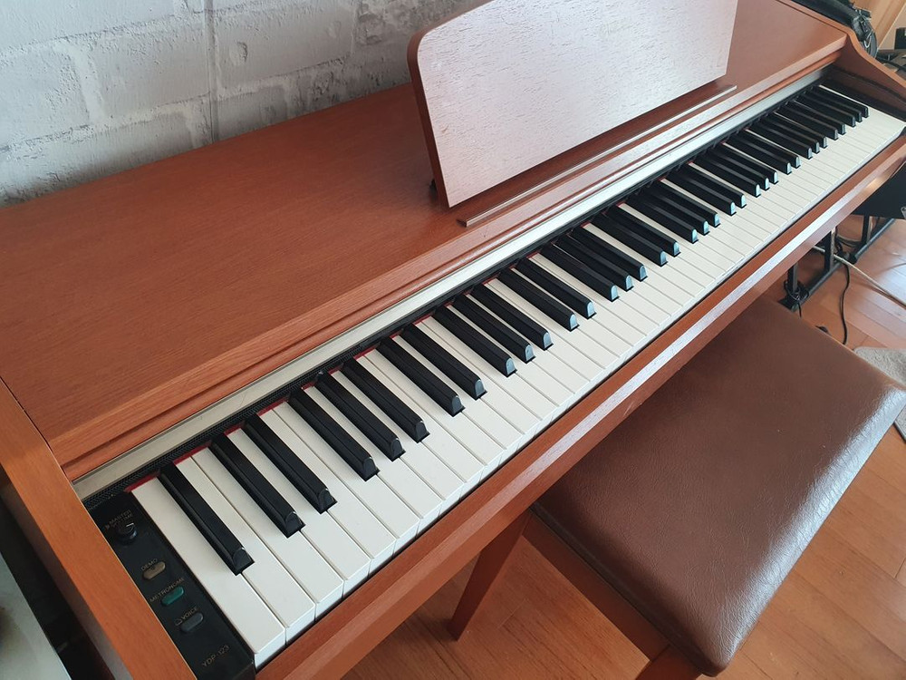 야마하 ydp-123 전자피아노 팔아요--2