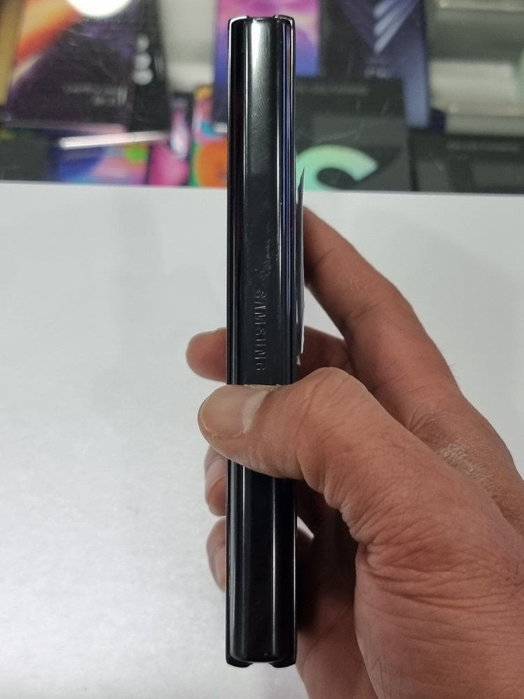 갤럭시폴드2 블랙 정상해지 팝니다--1