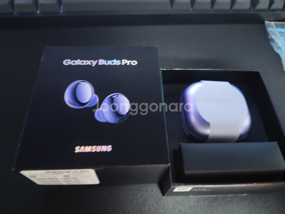 갤럭시버즈프로 거이새거 팔아요--0