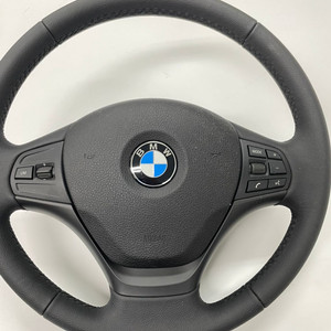 BMW 핸들