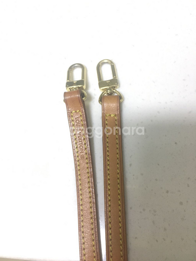 루이비통 크로스 스트랩--0