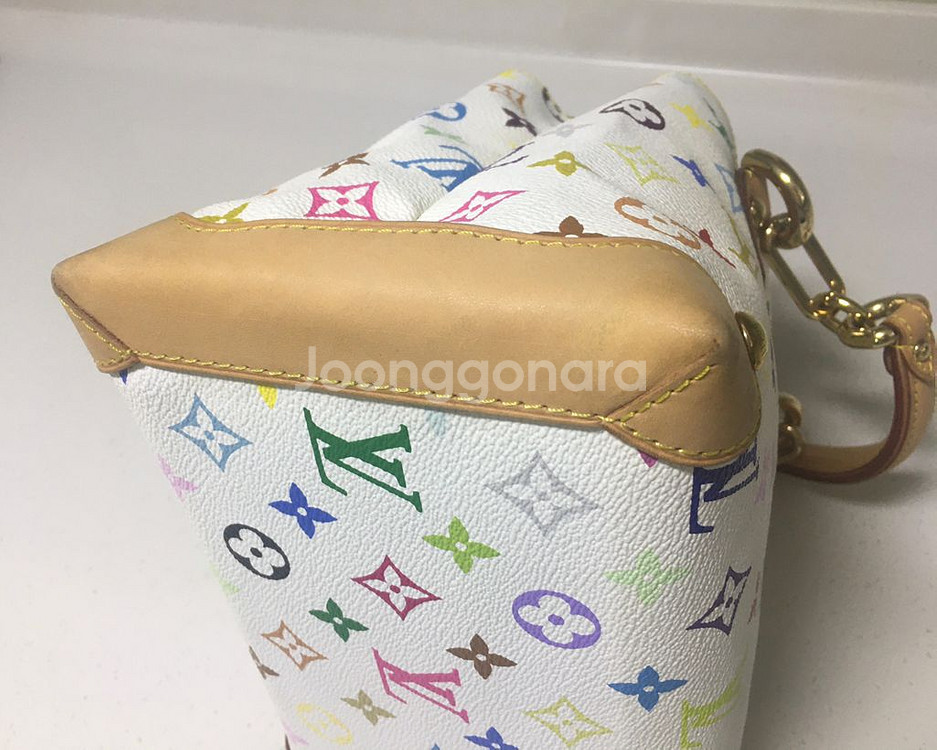 루이비통 멀티 화이트 (오드라)--6