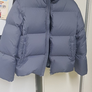 쿠어 숏패딩 블루그레이 S 사이즈 팝니다.JPG