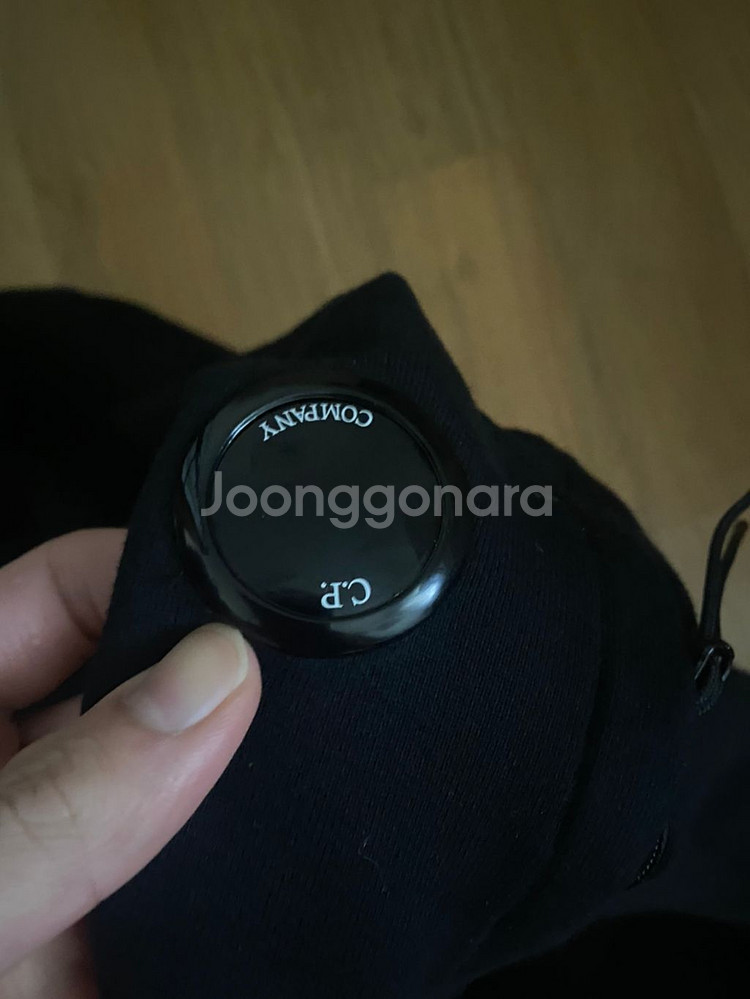 cp컴퍼니 맨투맨 L--1