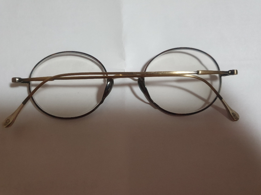 [ 가격내림] 가메만넨10 00 브라운에엔틱골드 팝니다--2