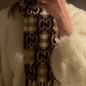 구찌 로고 울 머플러 브라운 (정품.새상품)
