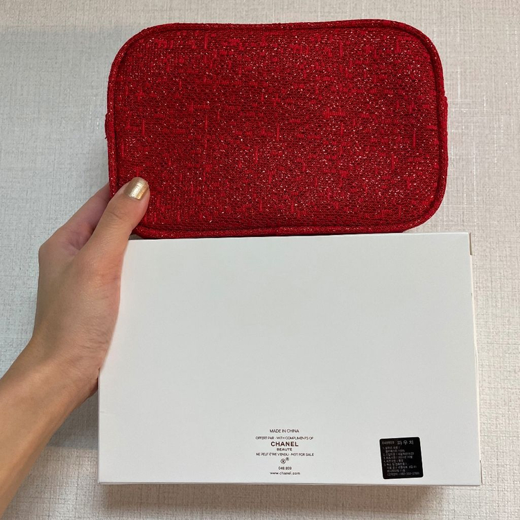 샤넬 CHANEL 레드펄 코스메틱 파우치 한정 새상품 이미지