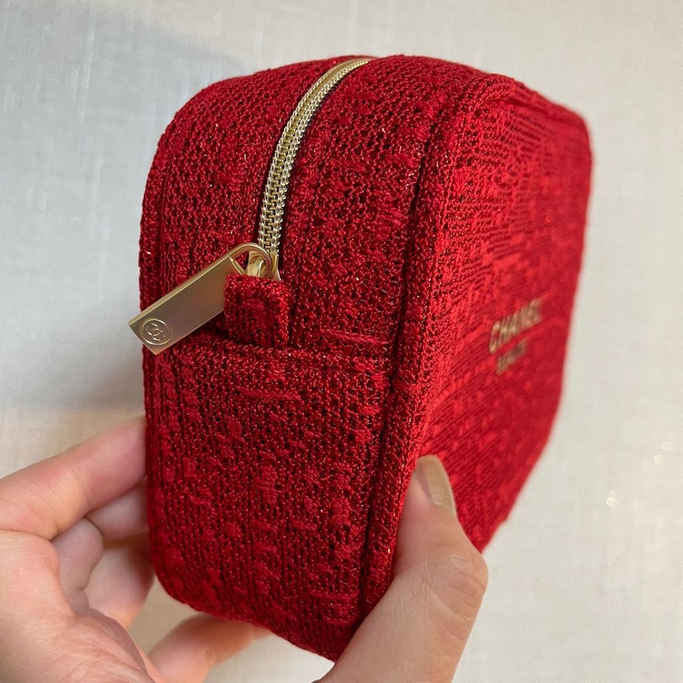 샤넬 CHANEL 레드펄 코스메틱 파우치 한정 새상품 이미지