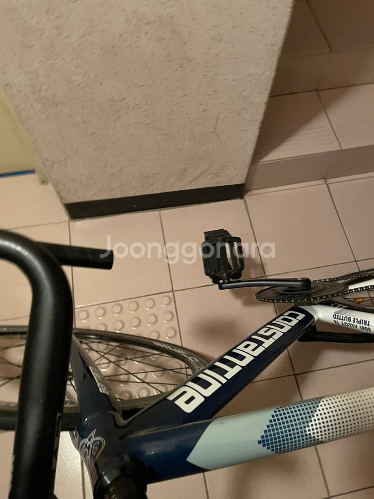 콘스탄틴버나드2018년씩팝니다--5