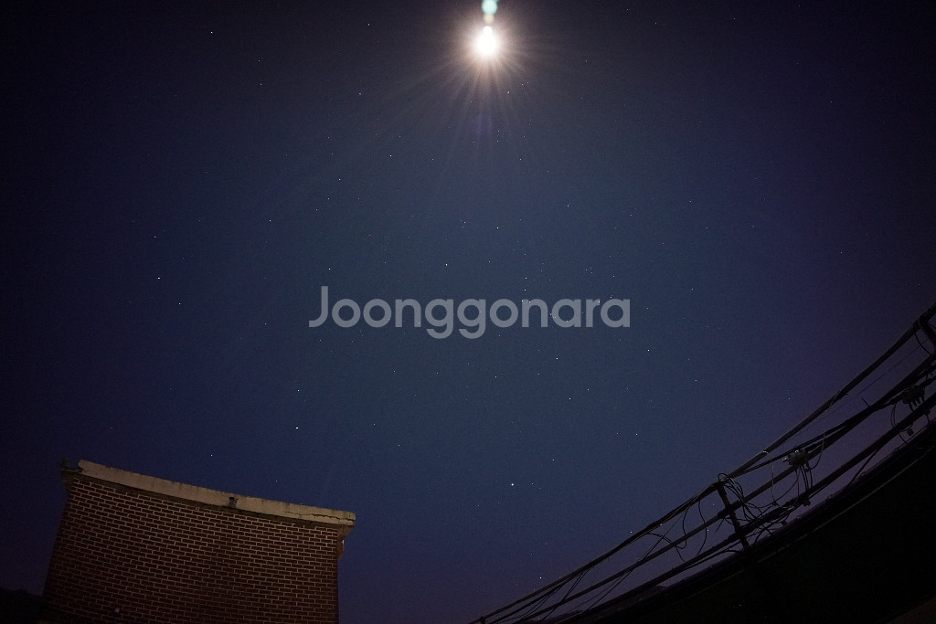 Rockstar 10mm f8 소니E 어안렌즈--9