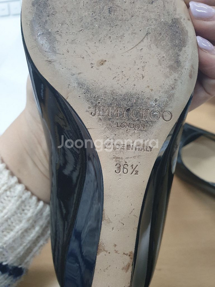 지미추 오픈토 웨지슈즈 판매합니다--2