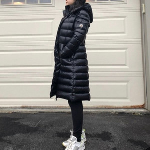 몽클레어 모카 롱패딩